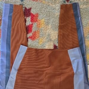 Beach Riot Brown Color Block with Blue Accents Leggings.